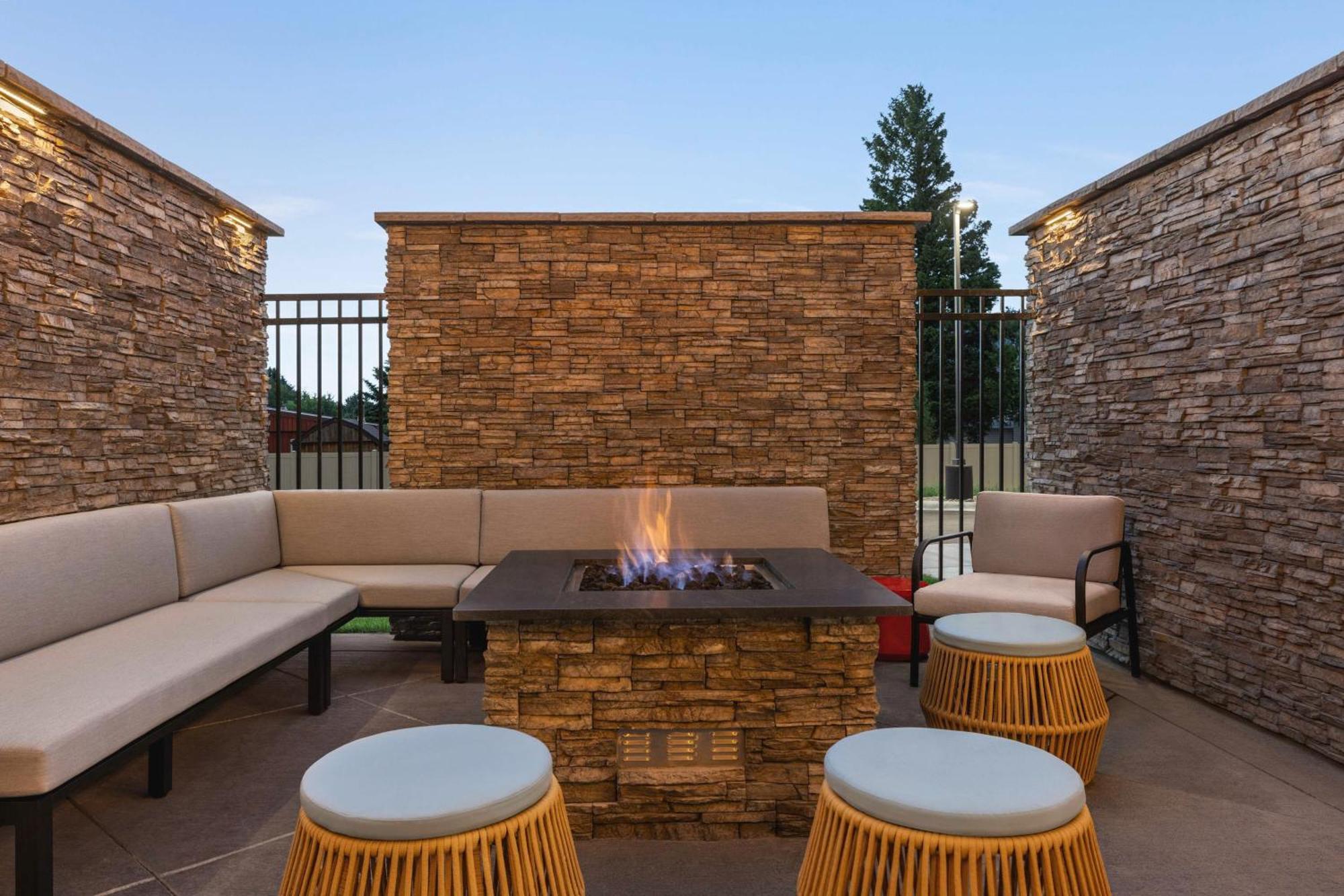 Home2 Suites Livingston Yellowstone ภายนอก รูปภาพ